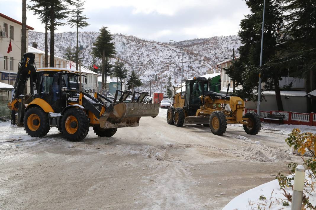 Dondurucu soğuk altındaki Konya’da kar için yeni tarih verildi 3